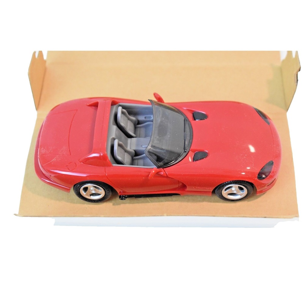 AMT/ ERTL 1993 Red Dodge Viper RT/10 PROMO Collector 6113 NOS